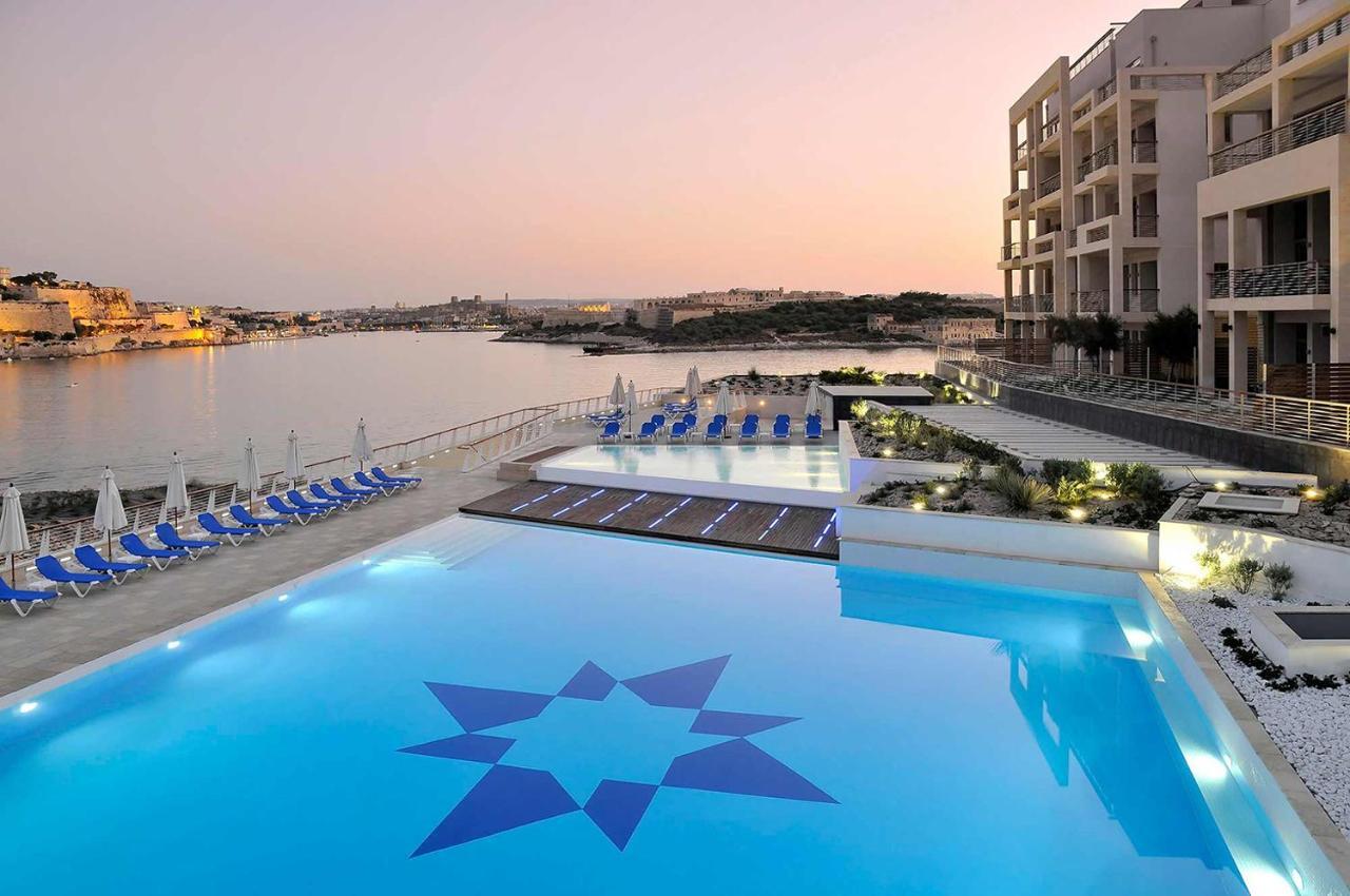 Luxurious Apt With Ocean Views And Pool In Tigne Point Sliema Buitenkant foto