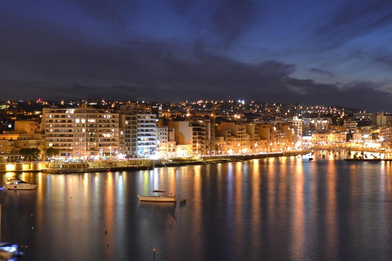 Luxurious Apt With Ocean Views And Pool In Tigne Point Sliema Buitenkant foto