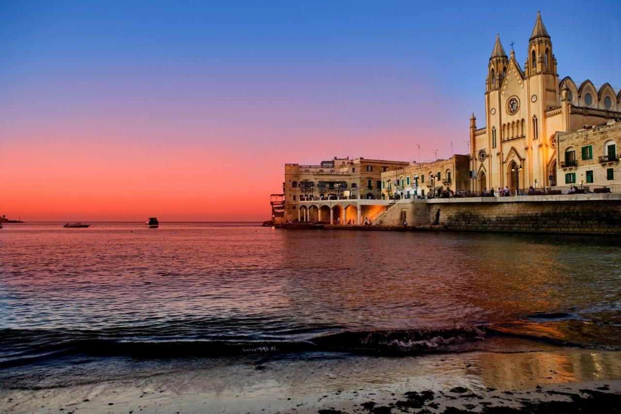 Luxurious Apt With Ocean Views And Pool In Tigne Point Sliema Buitenkant foto