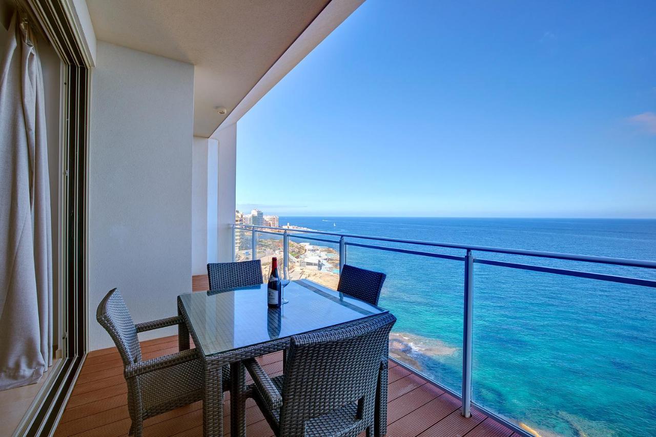 Luxurious Apt With Ocean Views And Pool In Tigne Point Sliema Buitenkant foto